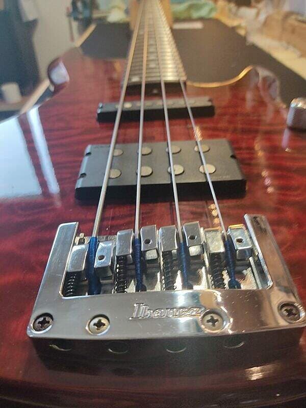 Basse Ibanez RoadGear