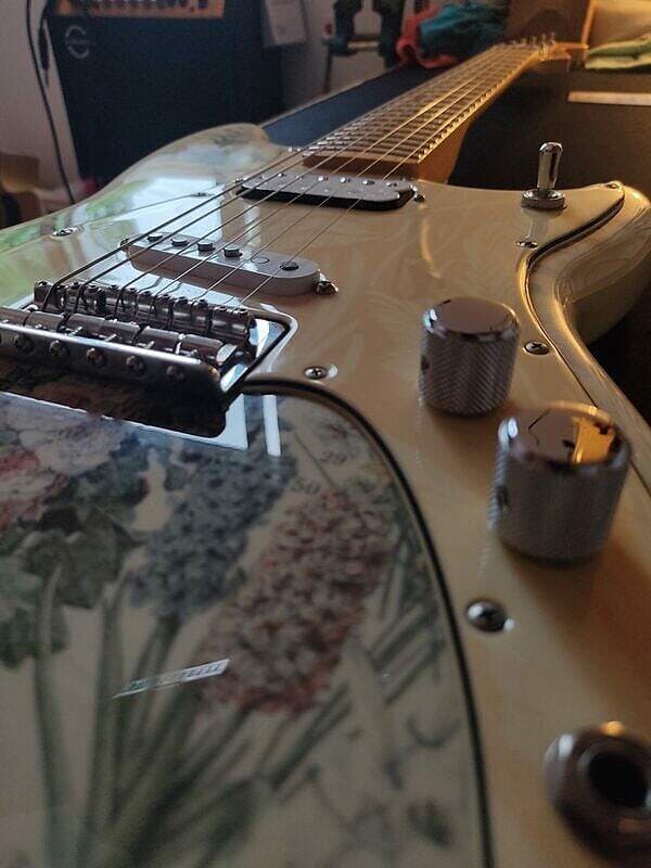 Guitare Fender Shawn Mendes Foundation MusicMaster
