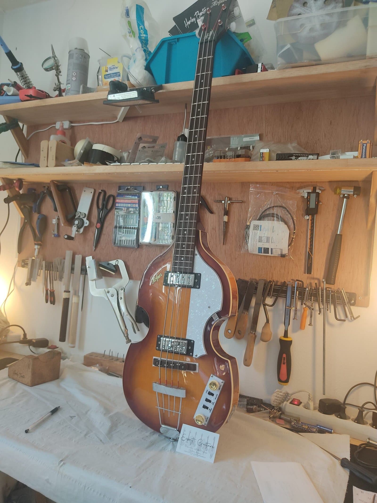 Basse Hofner Violin
